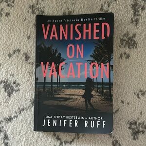 Vanished on Vacation by Jenifer Ruff